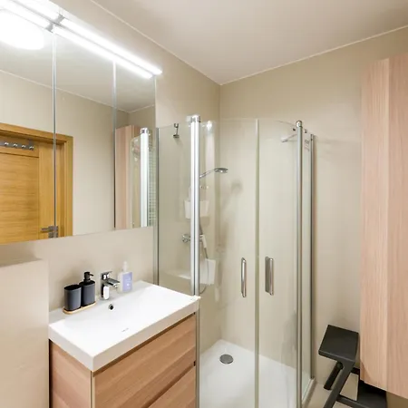 Nadodrze - Balcony, Parking, Workspace - By Rentujemy Apartment *